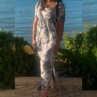 Damen Kleid Sommerkleid Strandkleid Größe M/L 38/40 weiß blau Baden-Württemberg - Tuttlingen Vorschau