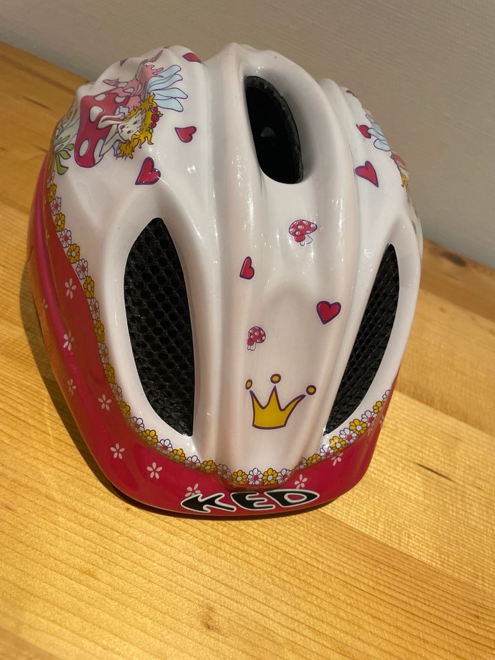 Fahrradhelm „Lillifee“ in Obrigheim