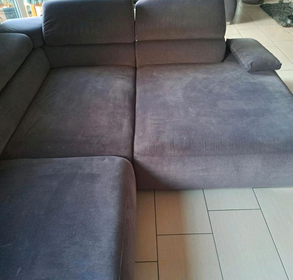 Couch - hochwertiges Ecksofa inkl. Hocker in Euskirchen
