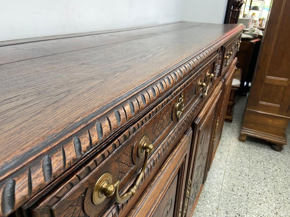 Antike Anrichte bretonisch Sideboard Wohnzimmer Schrank in Völklingen