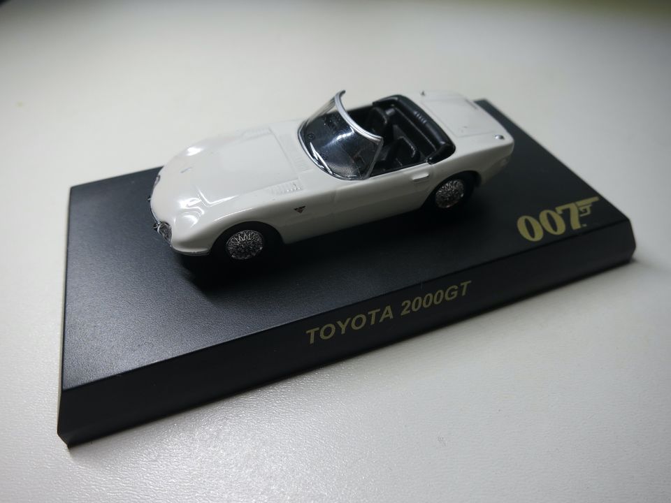 Kyosho Modell Toyota 2000 GT Cabrio - 007 Maßstab 1:64 / 1:72 in Darmstadt