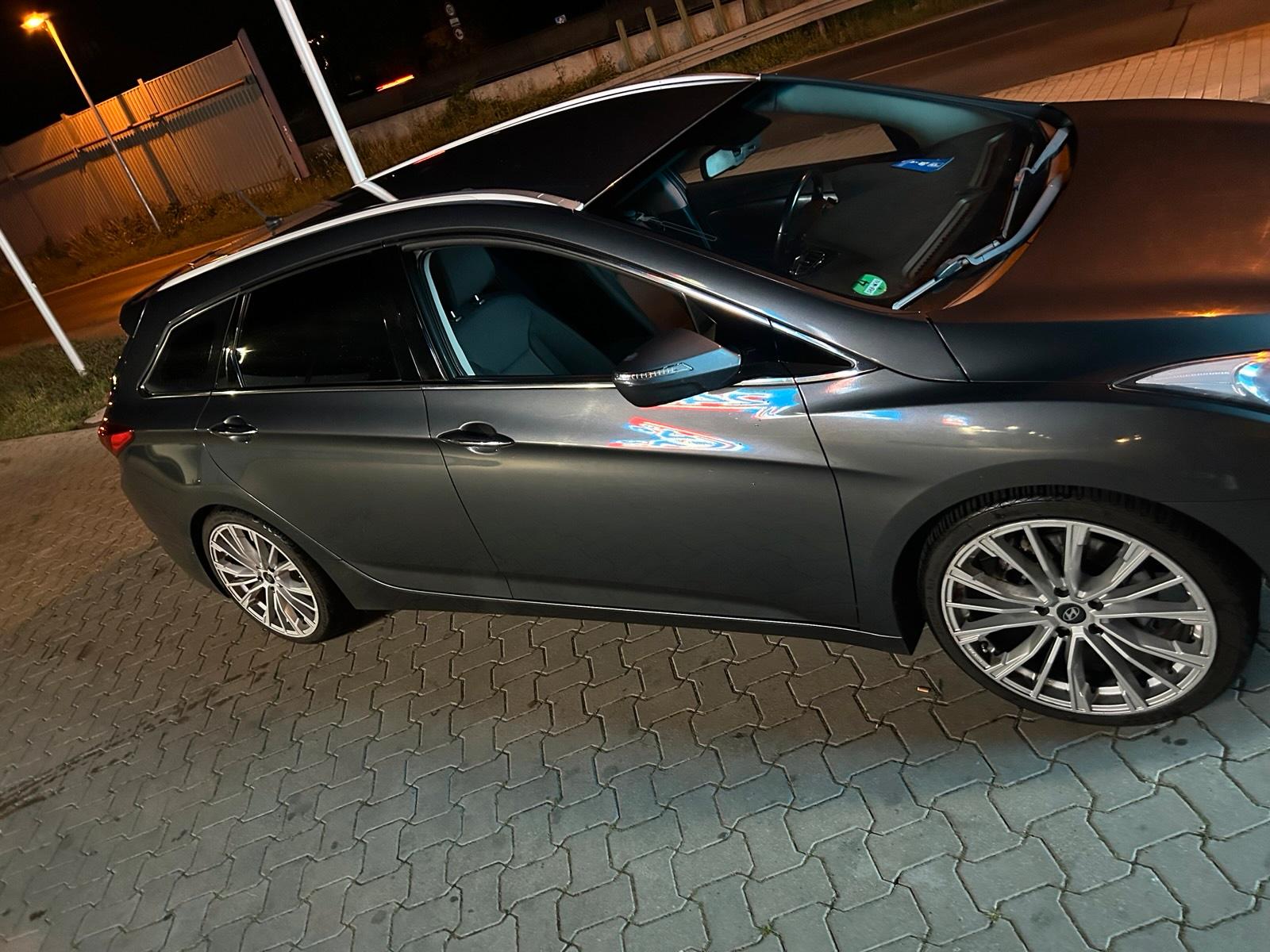 Abbildung des Autos Hyundai i40 Diesel