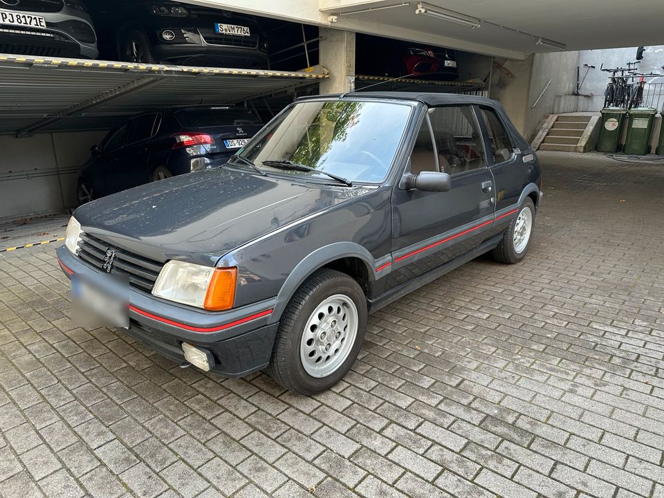 Peugeot 205 CTI Cabriolet in Stuttgart