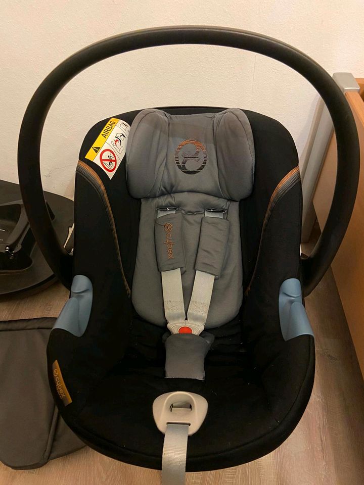 Cybex Aton M I-Size Babyschale und Base M in Sörup