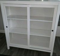 Ikea Hemnes Vitrine  Massivholz weiß gebeizt Bayern - Veitsbronn Vorschau