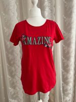 Rotes T-Shirt mit „Amazing“-Patch Gr. L / 40 Sachsen-Anhalt - Bernburg (Saale) Vorschau
