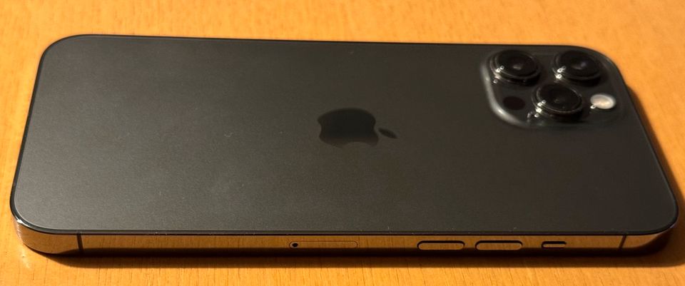Apple iPhone 12 Pro Max,Graphite, 128 GB Top Zustand ohne Kratzer in München