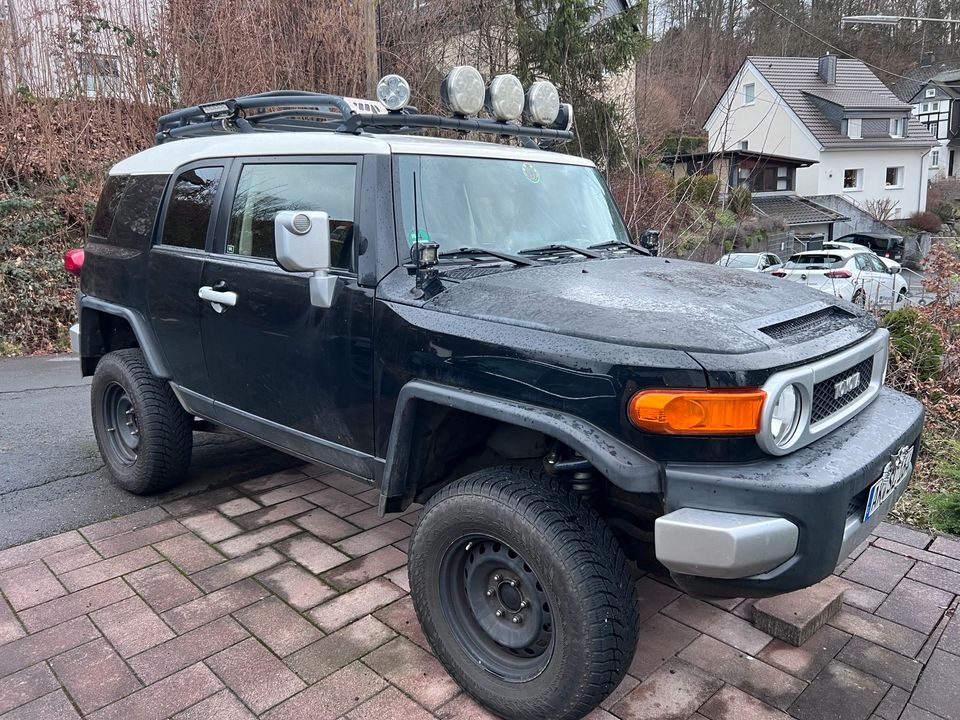 Toyota FJ Cruiser Nestle Umbau in Wissen