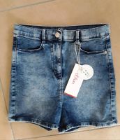 Jeans Shorts von s.Oliver Größe 170 -neu- Rheinland-Pfalz - Nickenich Vorschau