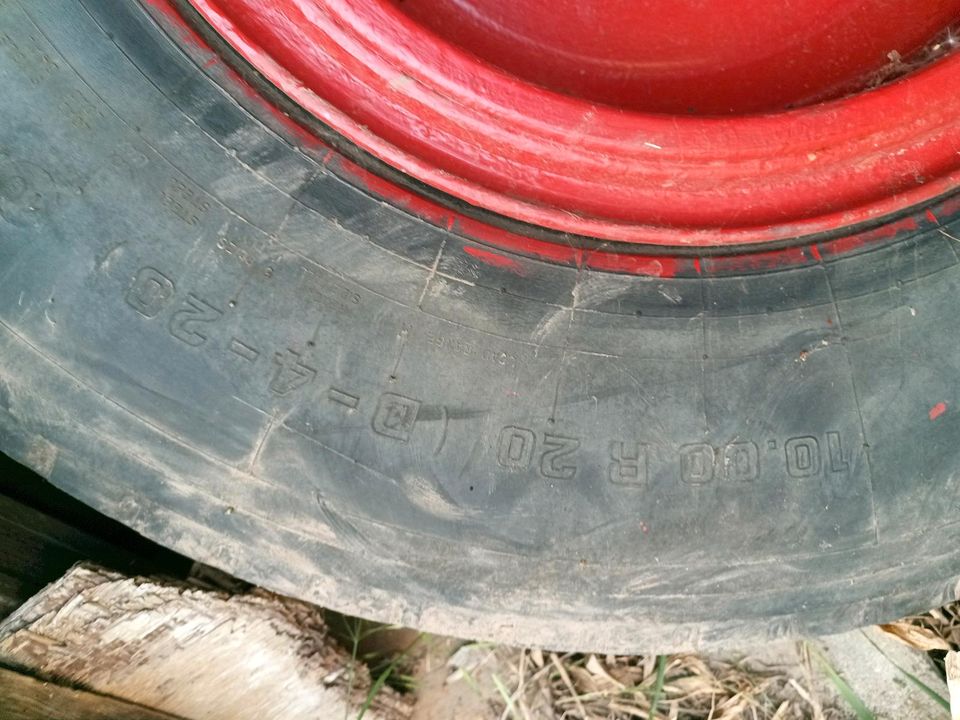 8 Loch Felgen Reifen Wasserfass Anhänger Traktor in Wegberg