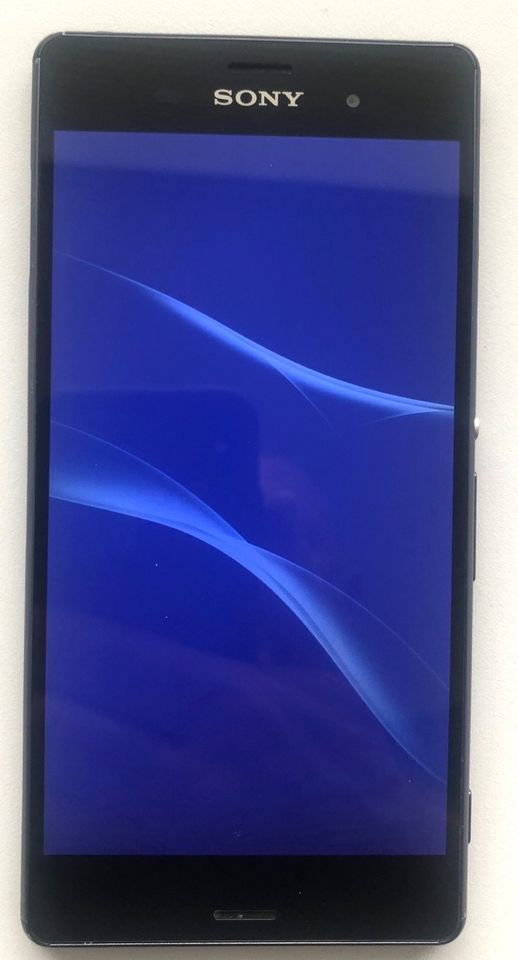 Sony Xperia Z3 D6603 schwarz Android Smartphone mit Zubehörpaket in Ostrhauderfehn