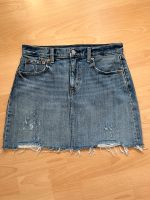 LEVIS Rock Gr. 26 /Jeans Baden-Württemberg - Niederstotzingen Vorschau