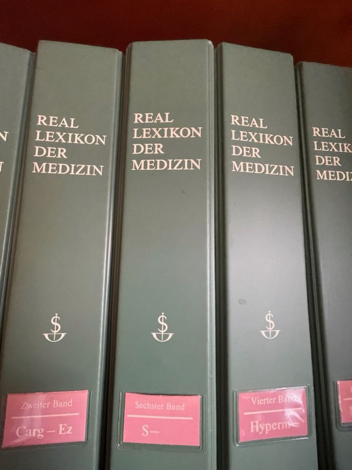 vollständige Buchreihe „Reallexikon der Medizin“ (6 Bände) in Nienstädt