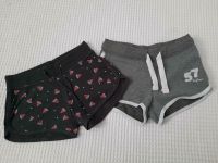 kurze Hosen / Shorts im Set Gr. 128, grau, neuwertig Nordrhein-Westfalen - Herzebrock-Clarholz Vorschau