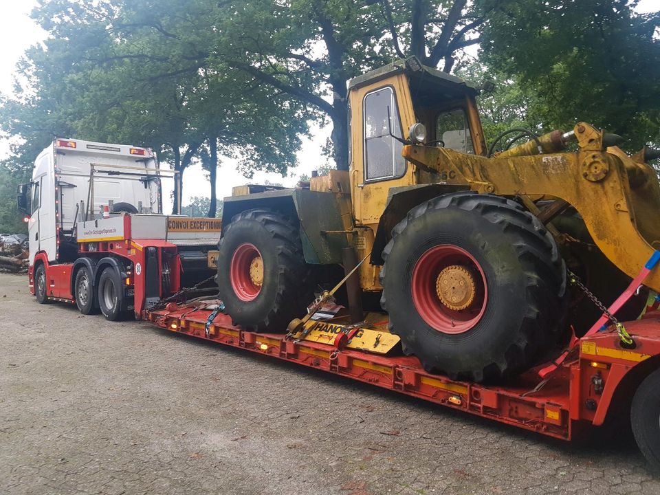 Transporte Tieflader Teleskoplader Mobilbagger  Bagger Radlader in Jossgrund