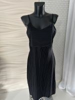 Kleid schwarz weiß gestreift Spaghettiträger 38 Hessen - Bad Soden-Salmünster Vorschau