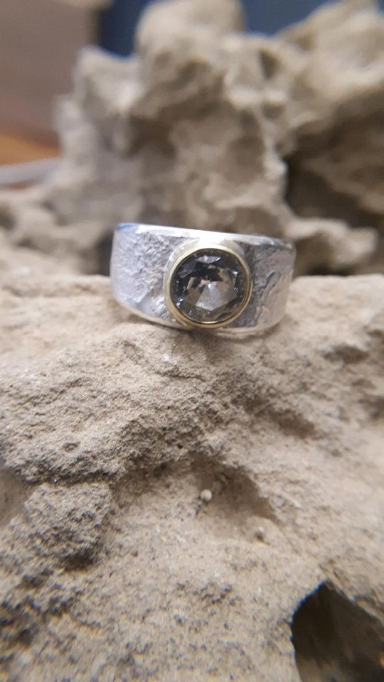 Handgefertigter Ring 900 Gold 925 Silber Einzelstück NEU in Altlandsberg