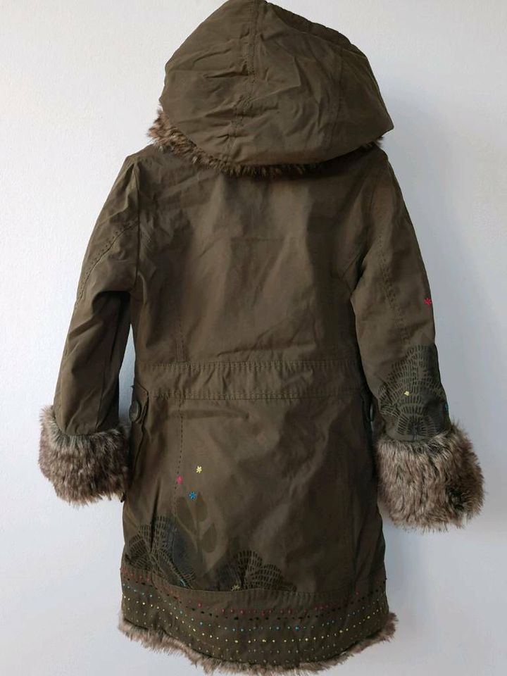 Gigantischer Catimini Parka Winterjacke Mantel Khaki Gr. 116 in Ulm