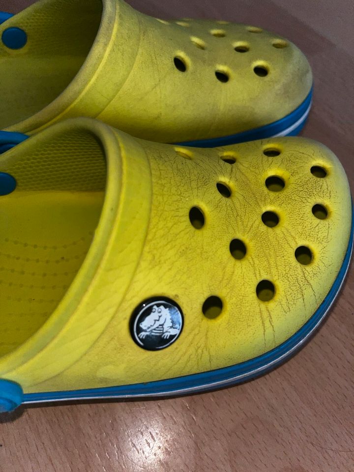 Crocs kinder gelb gr 29-30 in Neuss