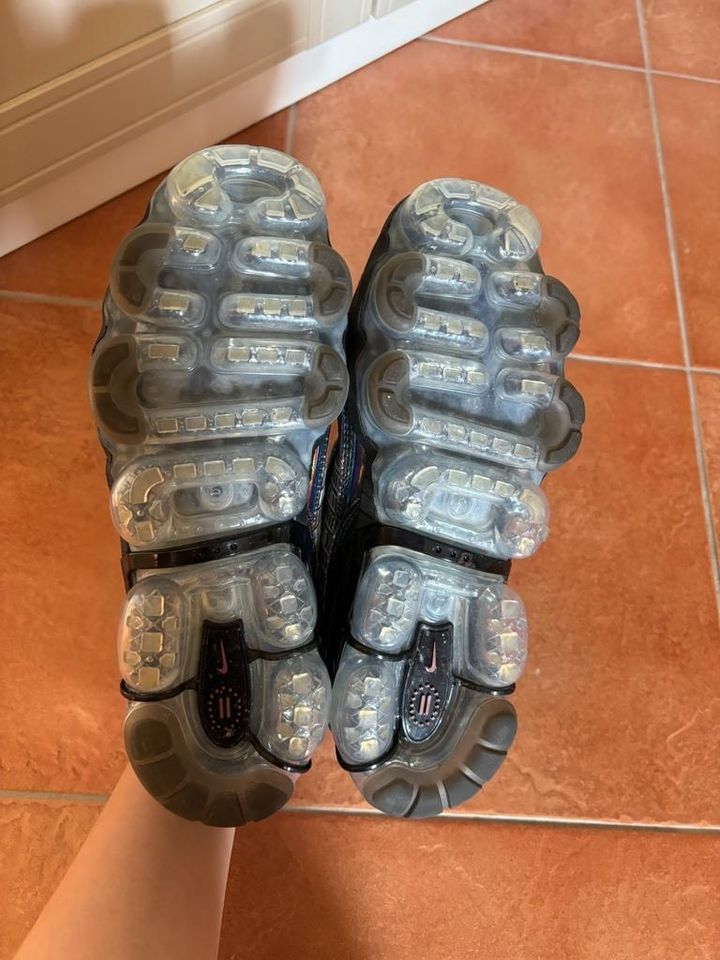 Nike Air Vapormax Gr. 42 in Zerbst (Anhalt)