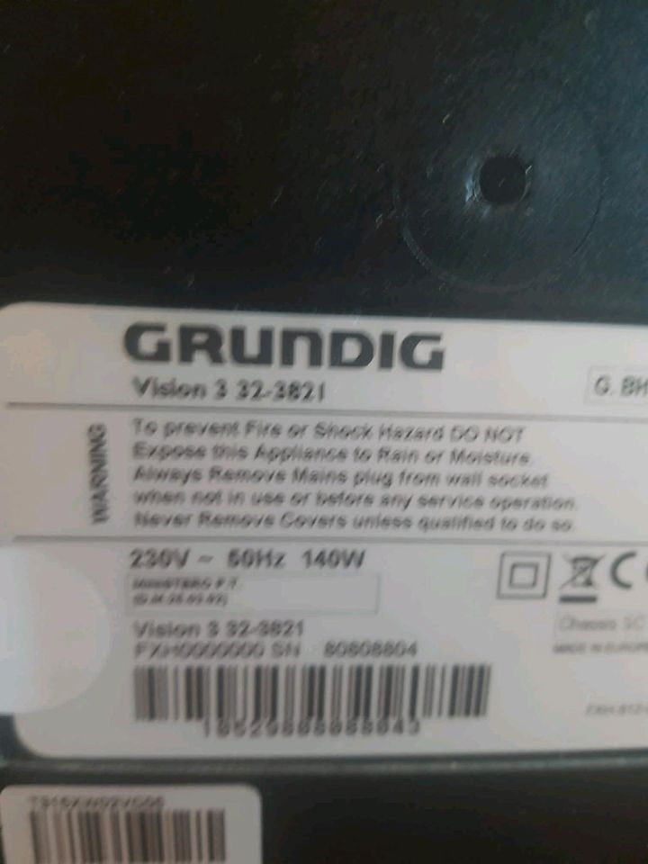 Grundig Vision 332 3821 32 Zoll TV in Nettetal