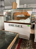 Vitrine Schaukasten Diesel Verkaufstresen Sideboard Ludwigslust - Landkreis - Eldena Vorschau