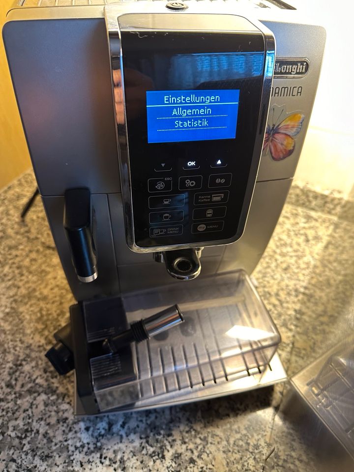 Delonghi ecam352.57.SB vollautomatisch Kaffeemaschine in Berlin