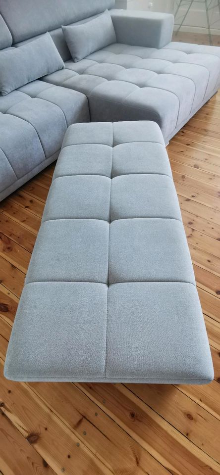 Couch Sofa Wohnlandschaft + HOCKER XL Kopfteil verstellbar in Berlin