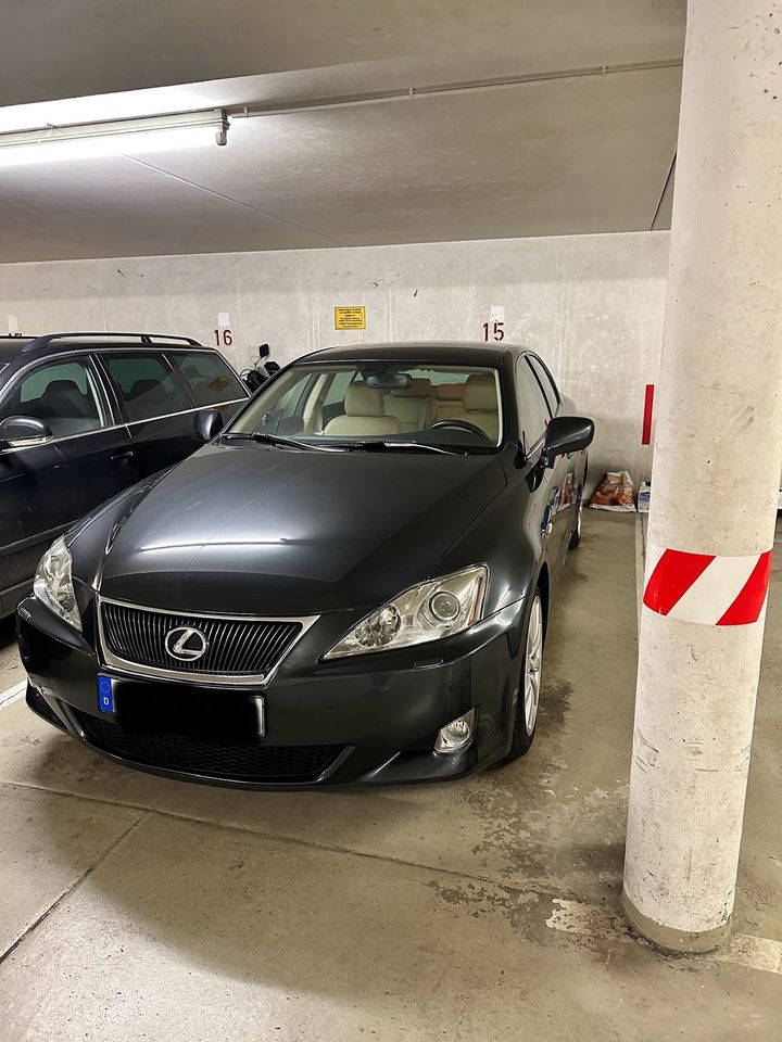 Lexus IS 250 in Trier