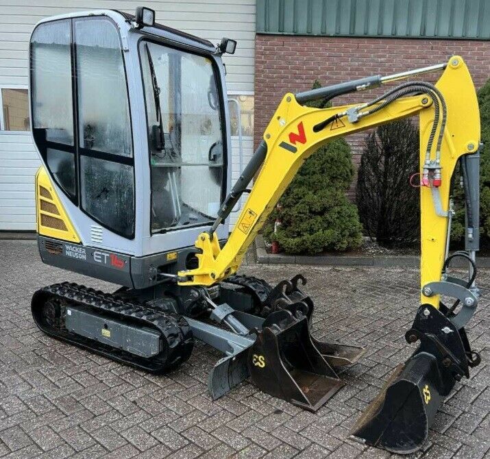 Minibagger Bagger Wacker ET16 zu verkaufen vermieten mieten in Geist