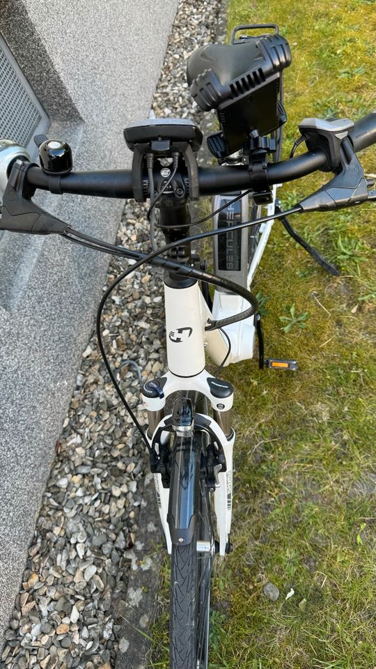 E- bike Damen Fahrrad  Magura Bremse-Herkules in Paderborn