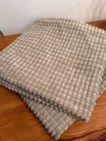 Kissenbezug 2 Stück beige Cord 50x50 Nordrhein-Westfalen - Essen-Margarethenhöhe Vorschau