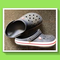❌ CROCS Marken Schlappen SCHUHE Gr.M7 W9 39 40 Marine Thüringen - Erfurt Vorschau