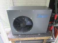 Pool Wärmepumpe Azuro BP-50WS-C 5KW "neuwertig" Schleswig-Holstein - Bollingstedt Vorschau
