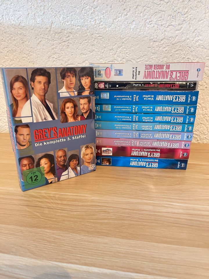 Grey‘s Anatomy Serie Staffel 1-8 komplett in Gochsheim