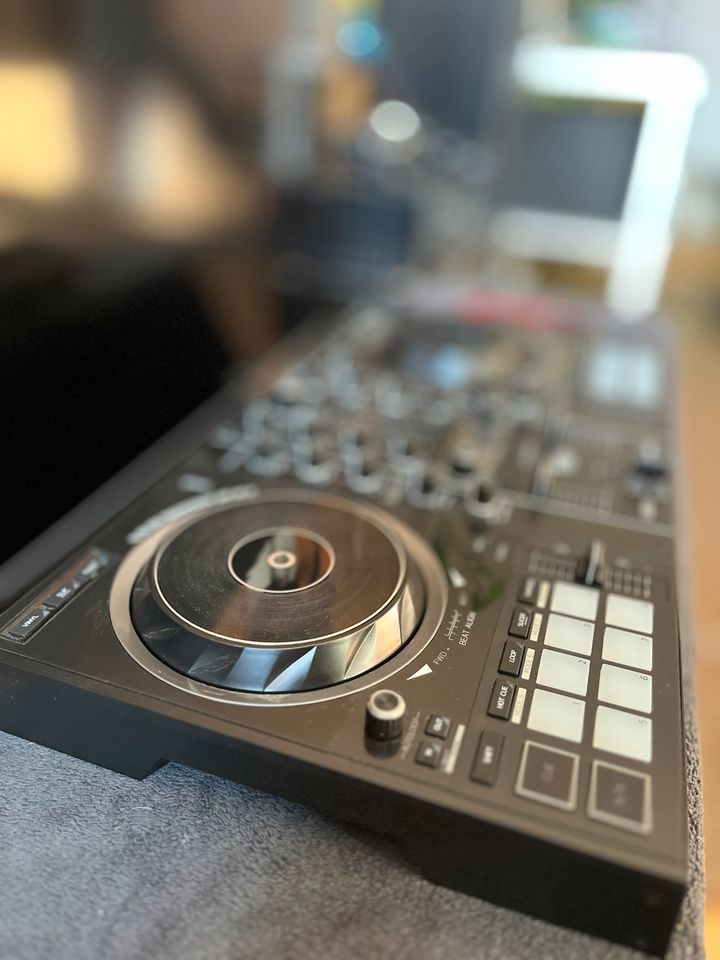 Hercules DJ Control Inpulse 500 (DJ Deck) in Kaufering