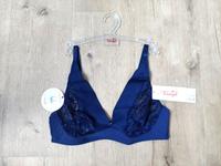 NEU Dunkelblaues Spitzen Bustier bügelloser BH von Triumph, Gr. S Bayern - Ergoldsbach Vorschau