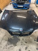 BMW e46 Facelift Motorhaube 475 Shappire schwarz Bayern - Hofheim Unterfr. Vorschau