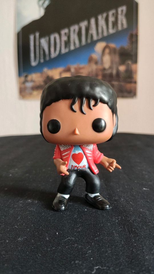 Funko Pop Michael Jackson oob Bundle in Göttingen