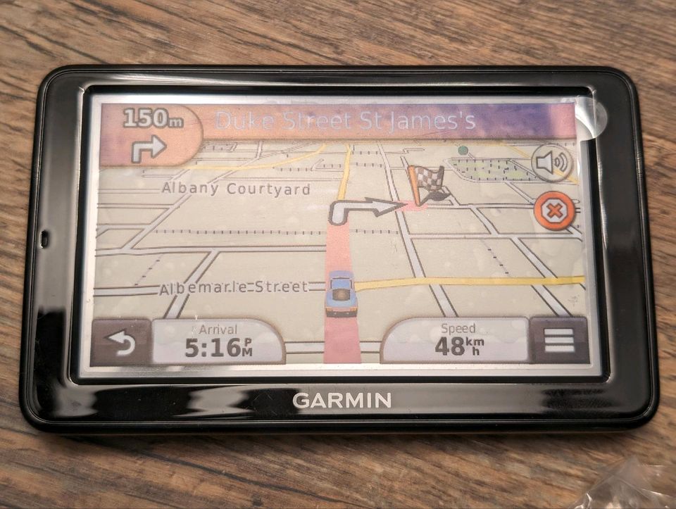 Navigationsgerät von GARMIN in Schwerin