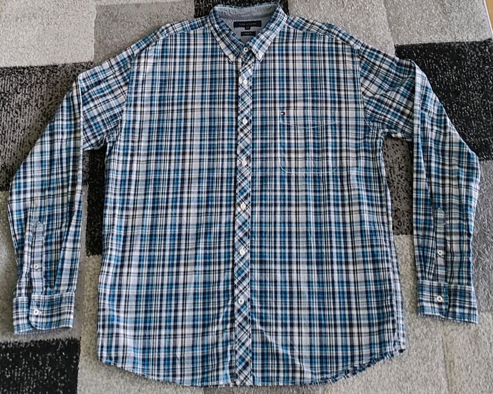 Tommy Hilfiger Langarm Hemd blau kariert XXL, Vintage Fit - TOP in Berlin