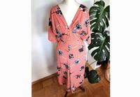 NEU- Apricot Sommer Jumpsuit Overall mit Blumenmuster Lachs Bayern - Augsburg Vorschau