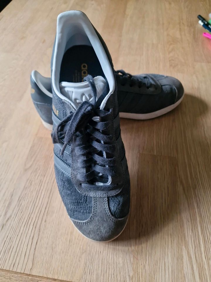 Adidas Gazelle Damenschuh 39,5 in Arnstadt