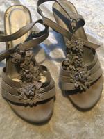 Sandalen i Größe 36, Graceland Niedersachsen - Friesoythe Vorschau