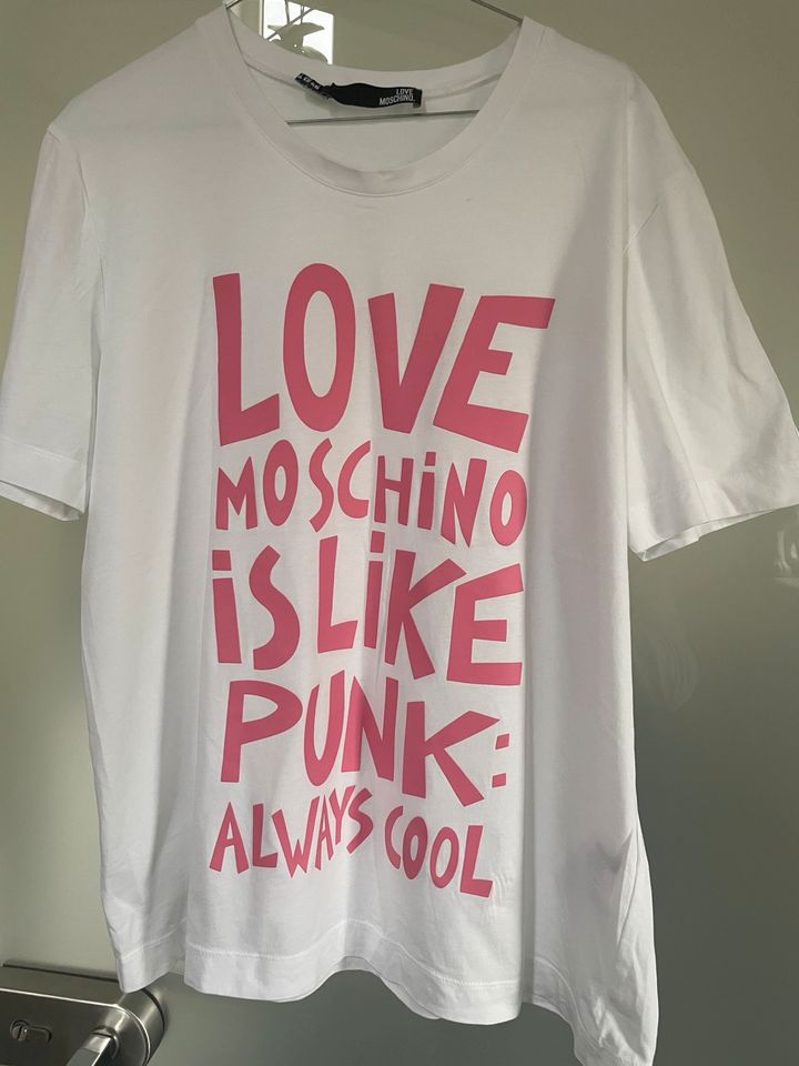 Love Moschino T-Shirt XL (42/44) MEGA!!! in Dortmund
