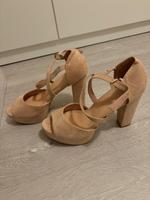 Rosane High Heels Hessen - Hanau Vorschau