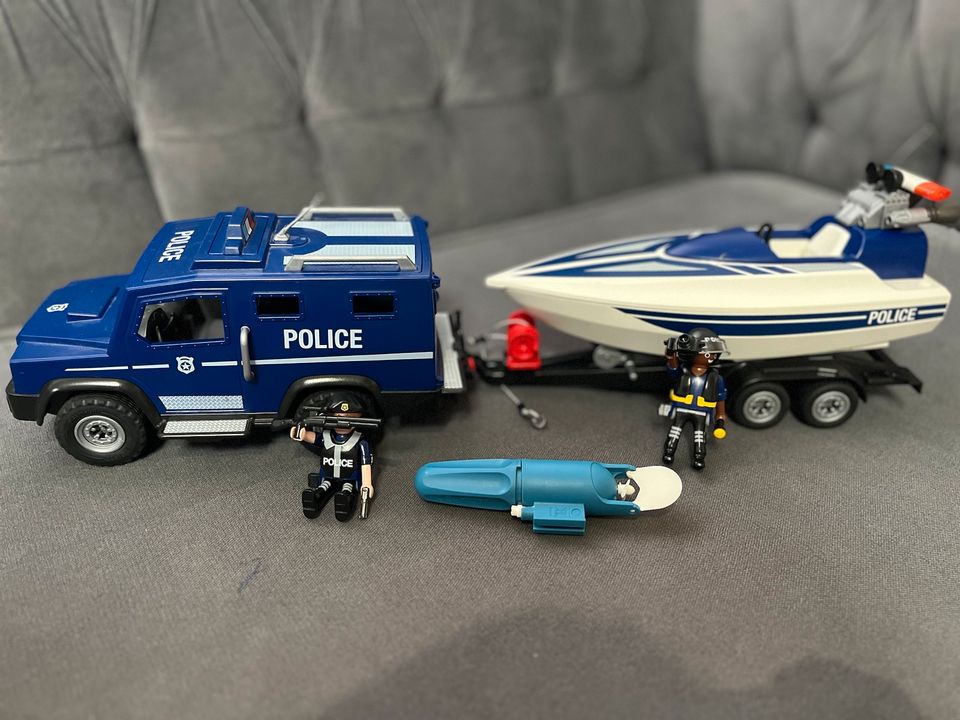 PLAYMOBIL 5187 Polizei-Action mit Truck und Speedboat in Neulußheim