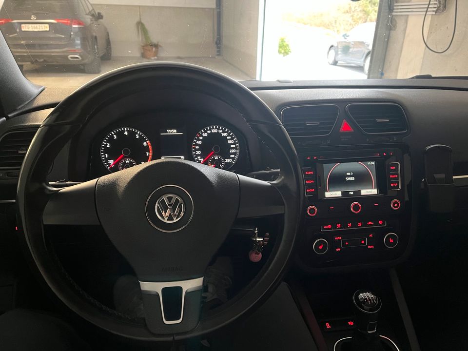 VW Eos - Cabrio - Top Zustand in Waldachtal