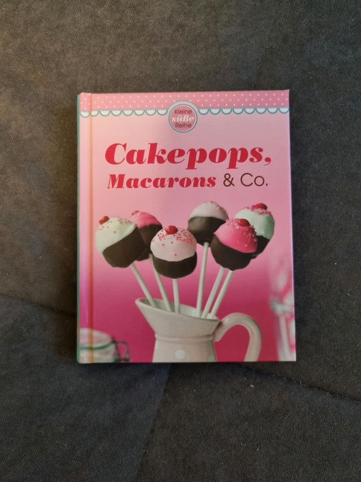 Backbücher (Cupcake, Motivtorten,Macarons & Cakepops) in Pulsnitz