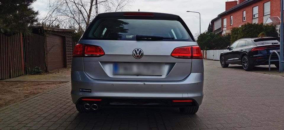 VW Golf VII 2,0 TDI R-LINE in Frankfurt (Oder)